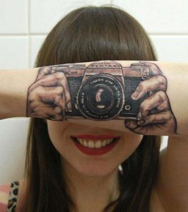 Pensando em fazer uma tattoo? Inspire-se nessas 30 tatuagens super criativas e inteligentes!