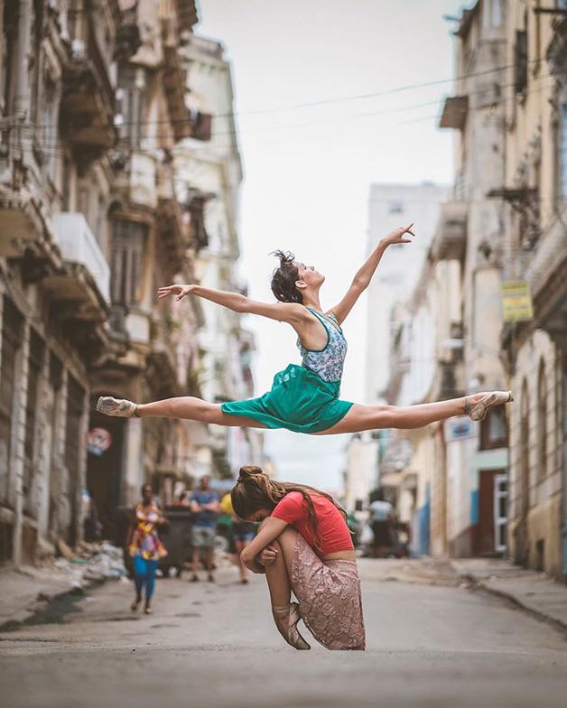 awebic-bailarinos-cuba-1