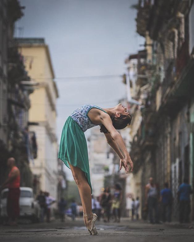 awebic-bailarinos-cuba-8