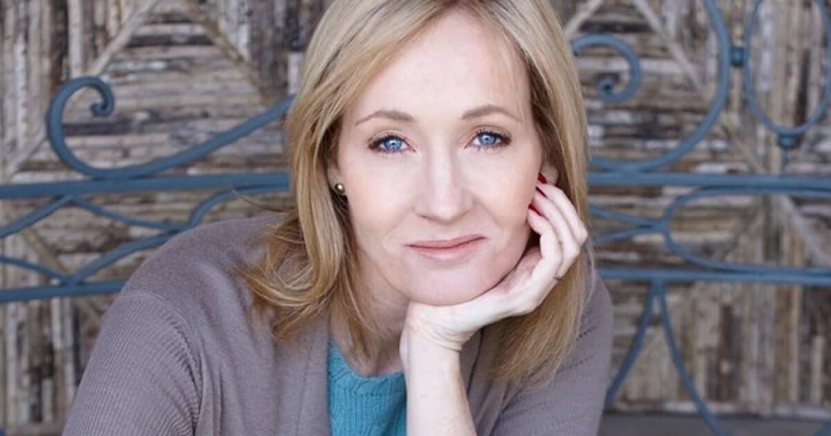 JK Rowling perde o status de bilionária após doações generosas