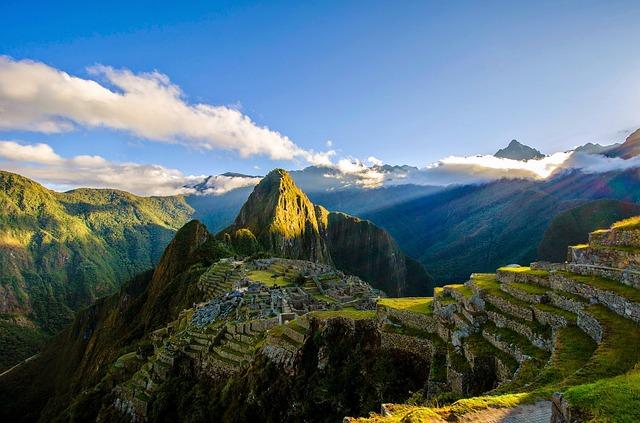 machu-picchu-1569324_640