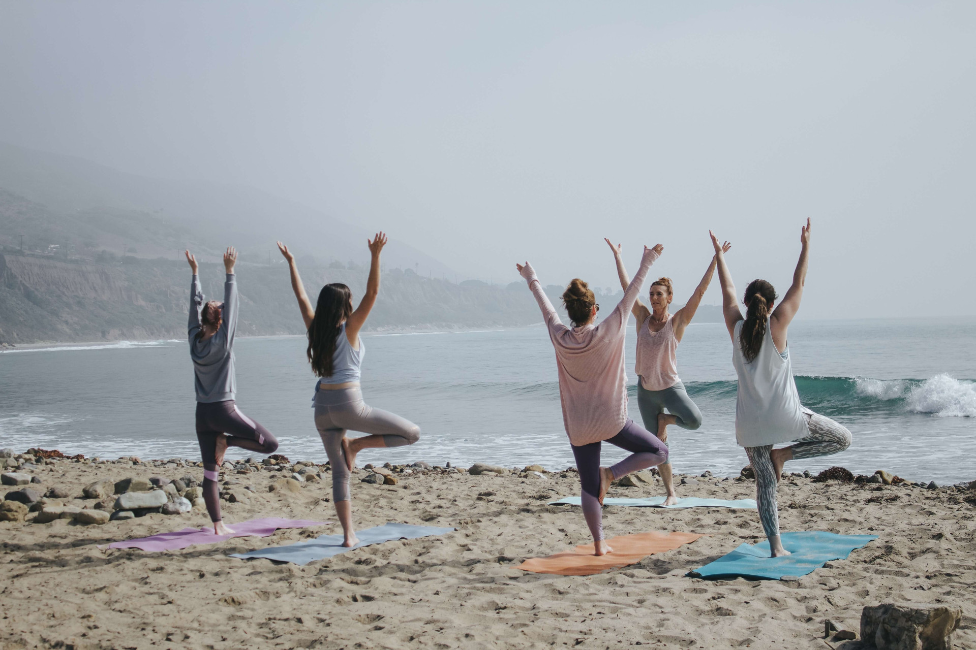 Yoga: tudo o que iniciantes precisam saber para seguir a prática milenar