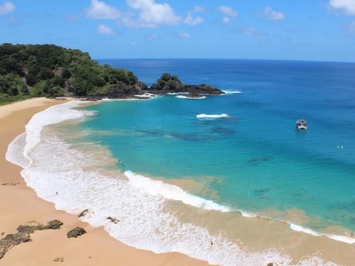 25 praias que você deveria conhecer