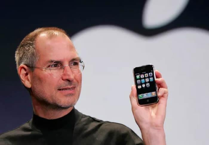 curiosidades sobre a apple - lançamento iphone jobs