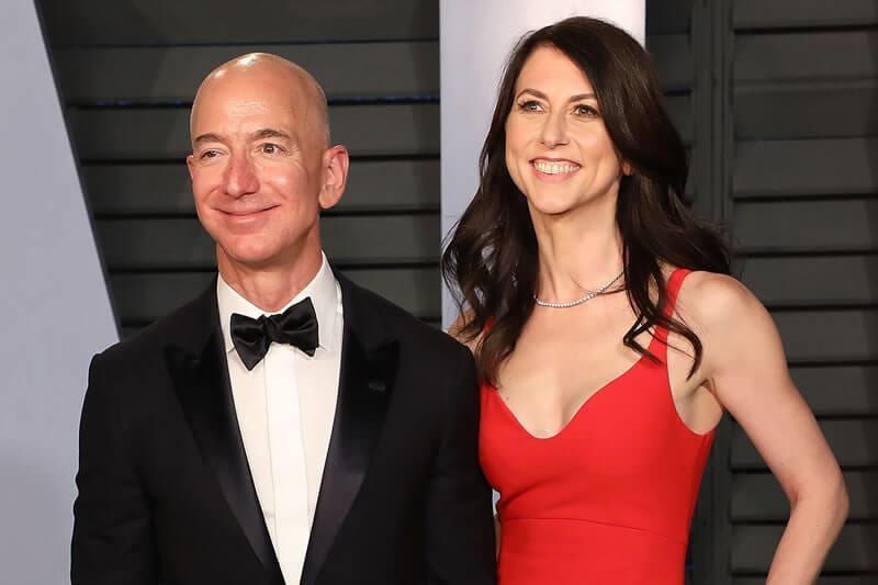 jeff bezos e sua esposa mackenzie