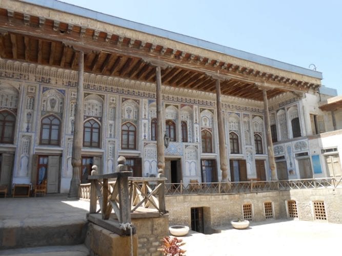 CASAS TRADICIONAIS NA ANTIGA MAHALLA JUDAICA DE BUKHARA // UZBEQUISTÃO