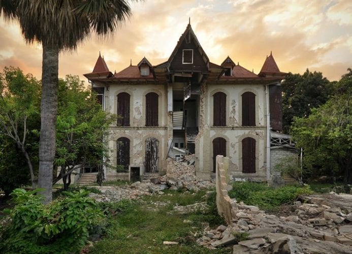 VIZINHANÇA GINGERBREAD // PORTO PRÍNCIPE, HAITI