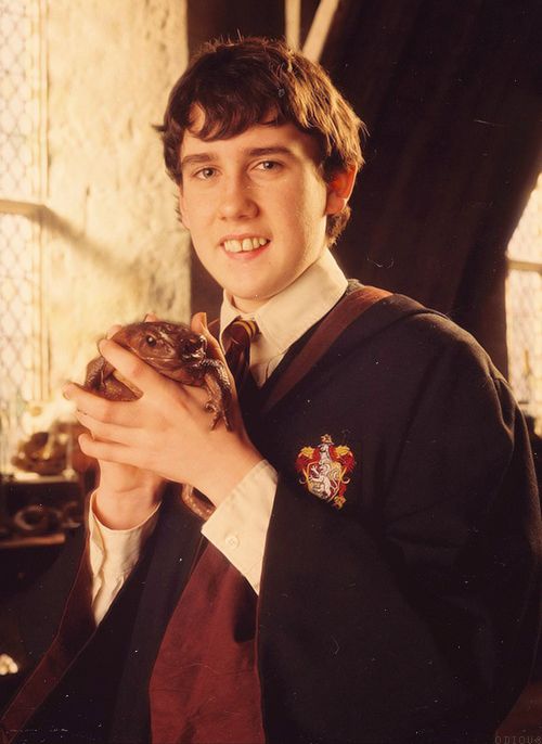 A trágica história do Neville Longbottom