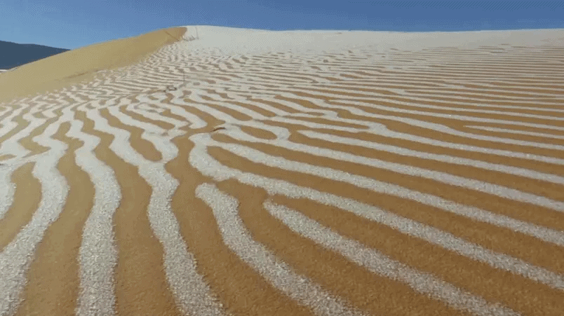 Fenômeno raro ocorre no Saara e após 40 anos é encontrado gelo e neve no deserto