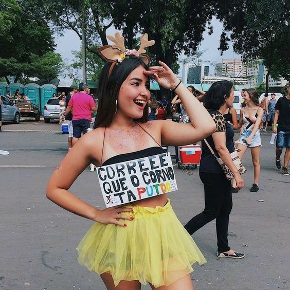 42 frases de Carnaval para usar em camisas e agitar ainda mais suas festas