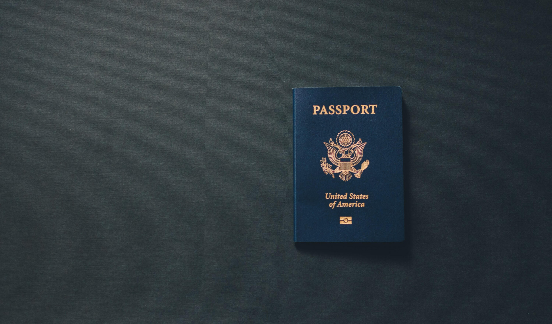 Pode viajar no Brasil com passaporte vencido? Tiramos suas dúvidas