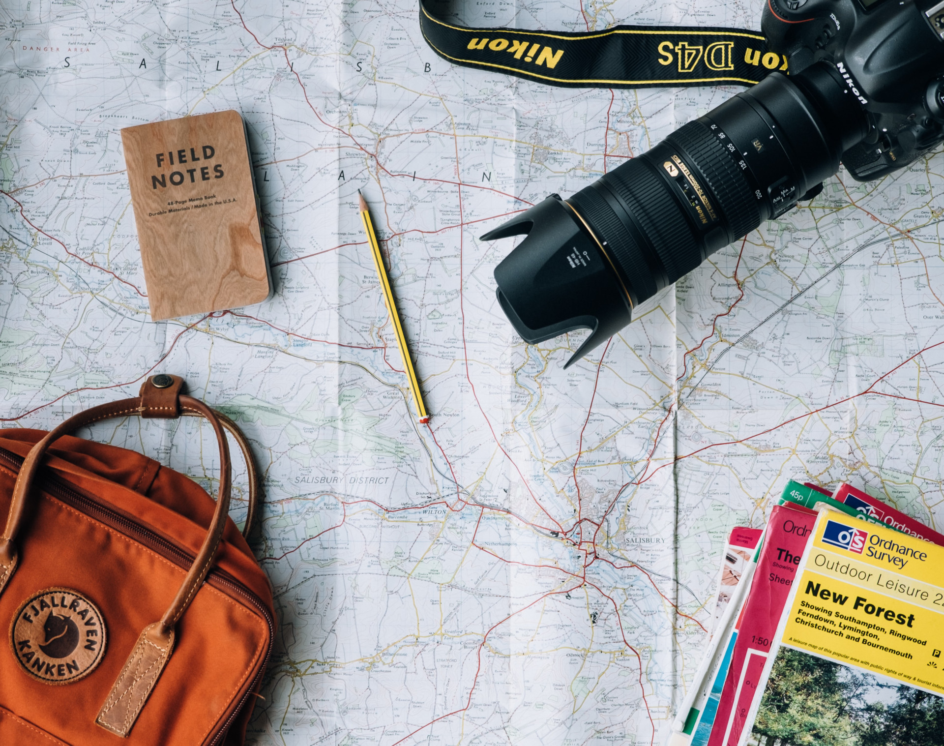 Quais melhores destinos para viajar em maio? Te contamos nessa lista (Imagens: Unsplash)