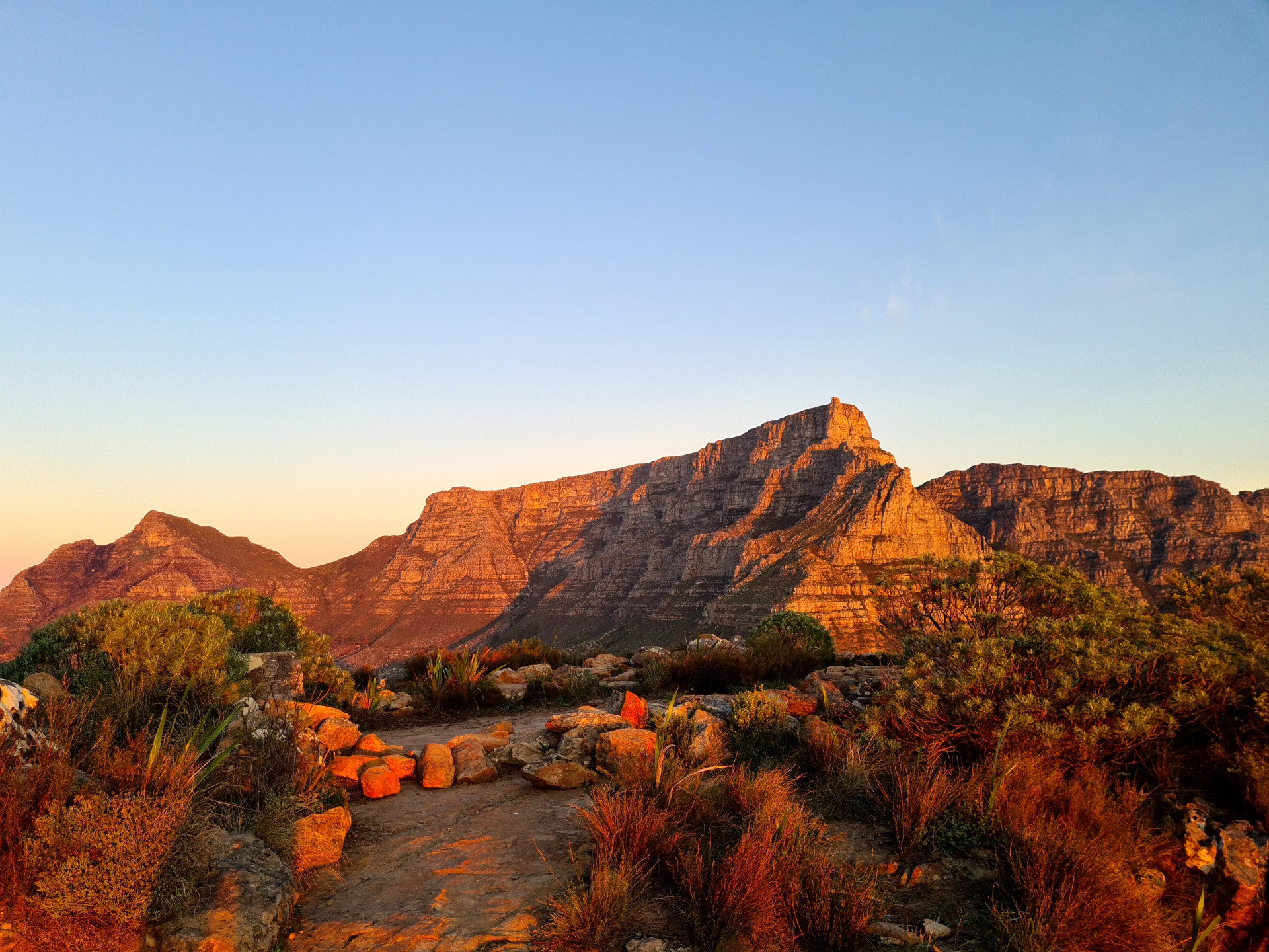 SURREAL! Você precisa conhecer esse lugar na África do Sul, é um verdadeiro paraíso (Imagens: Unsplash)