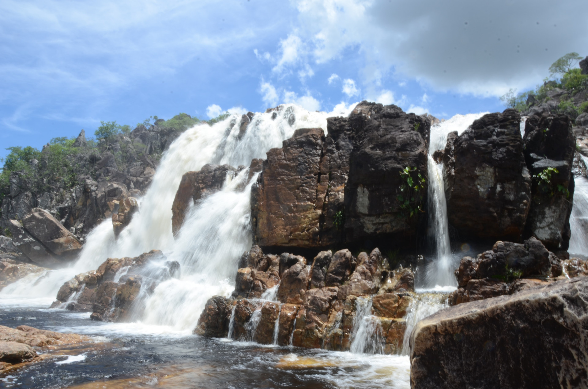 Viajar em Agosto e pagar bem pouquinho? Esse é o melhor destino BRASILEIRO para você (Imagens: Unsplash)