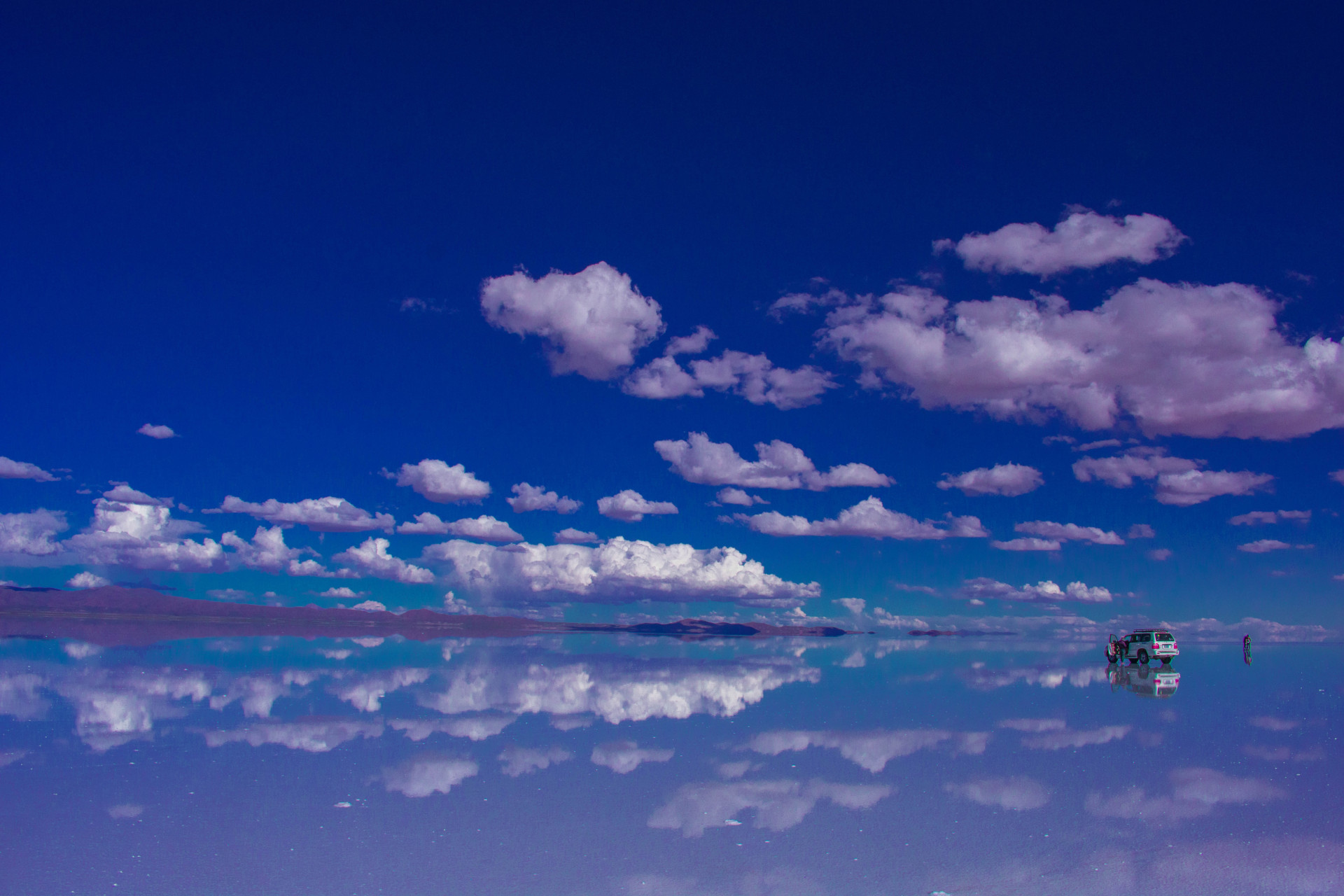 Salar de Uyuni: um deserto de sal surreal e perfeito para ser sua próxima viagem (Imagens: Unsplash)