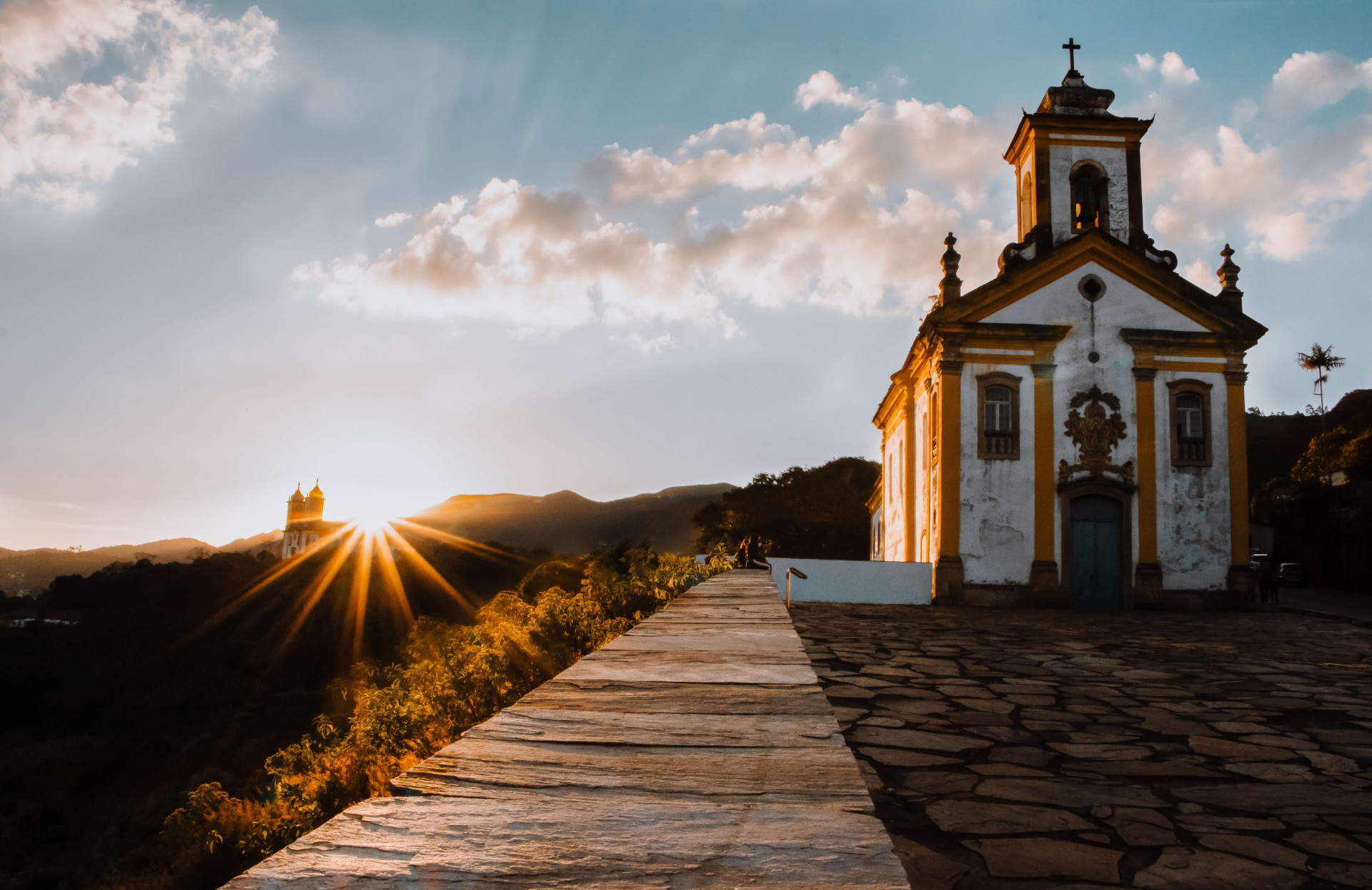 12 motivos indiscutíveis para viajar até Ouro Preto e conhecer umas das cidades brasileiras mais bonitas (Imagens: Unsplash)