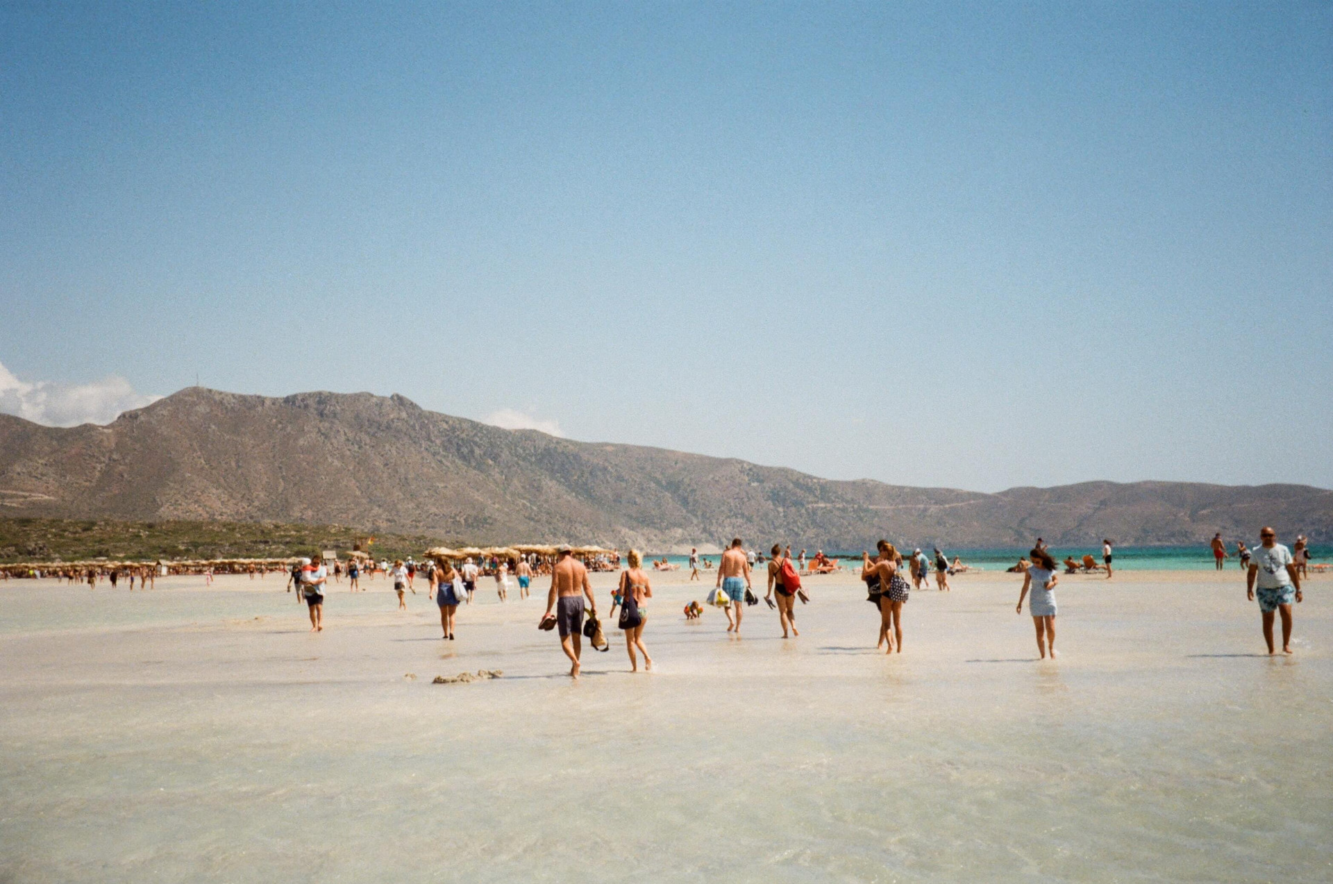 Praia de Elafonisi: onde fica essa praia difícil de acreditar que existe? (Imagens: Unsplash)