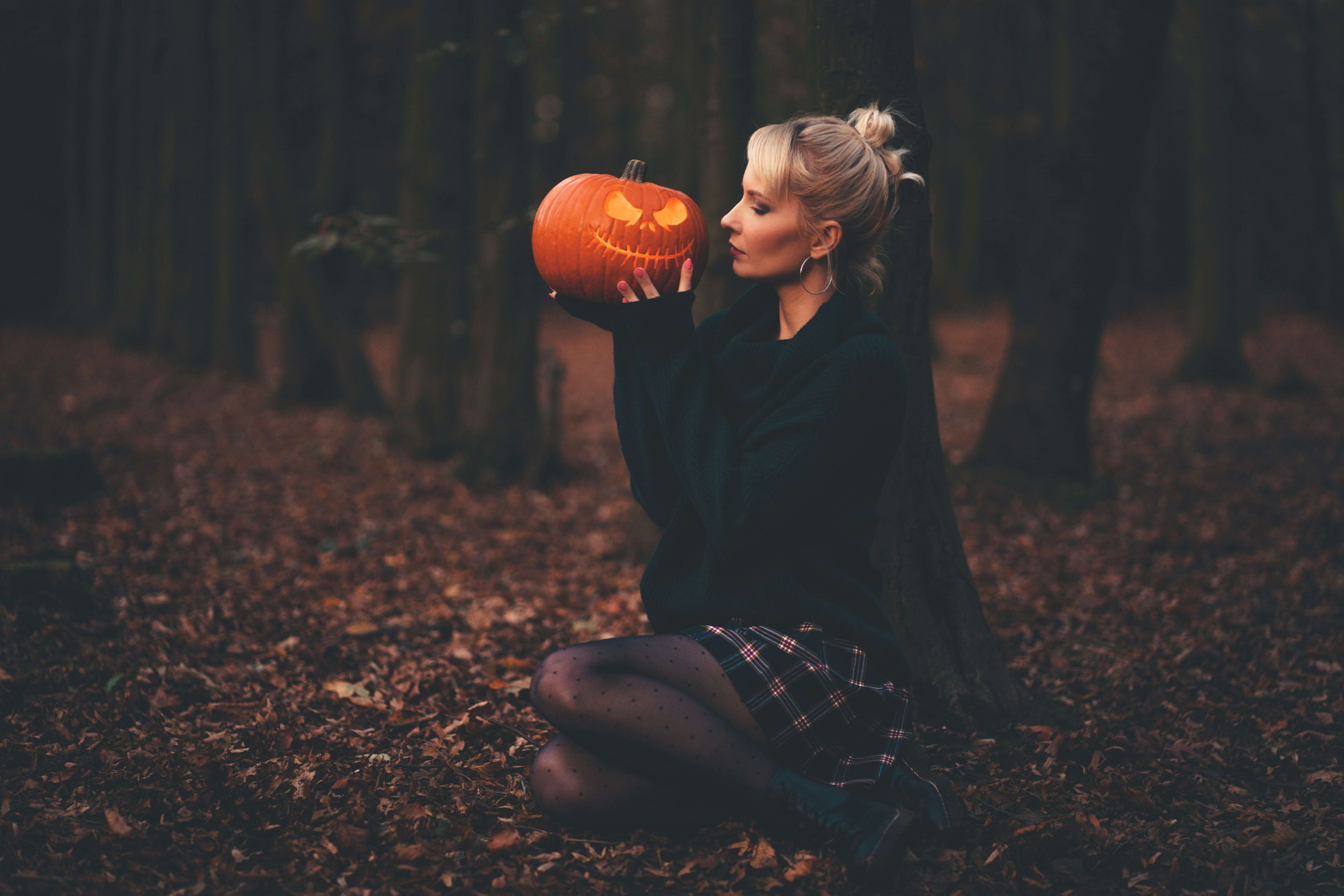 11 países que comemoram o Halloween: alguns de formas bem peculiares e interessantes (Imagens: Unsplash)