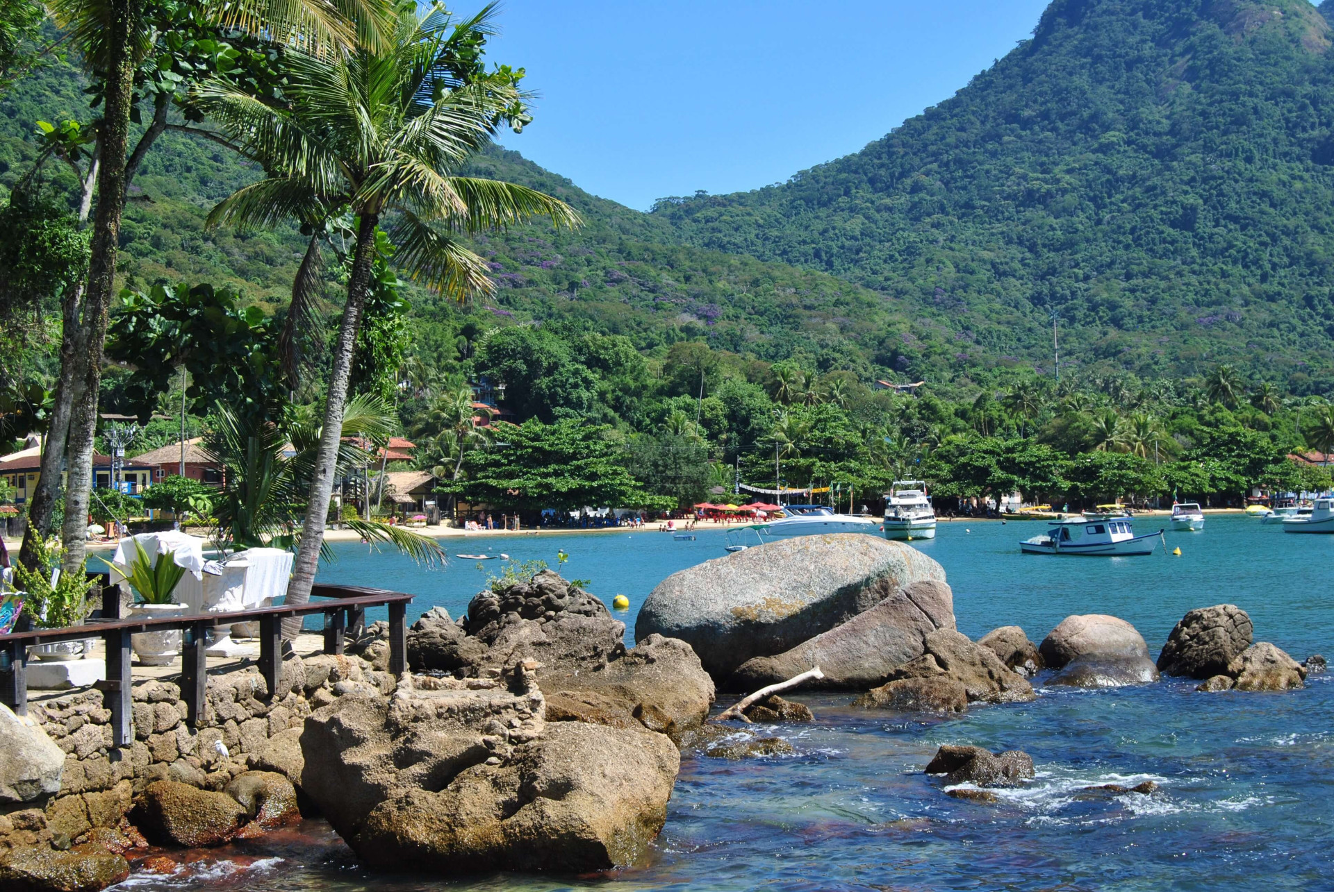 9 motivos para ir conhecer Angra dos Reis na sua próxima viagem (Imagens: Unsplash)