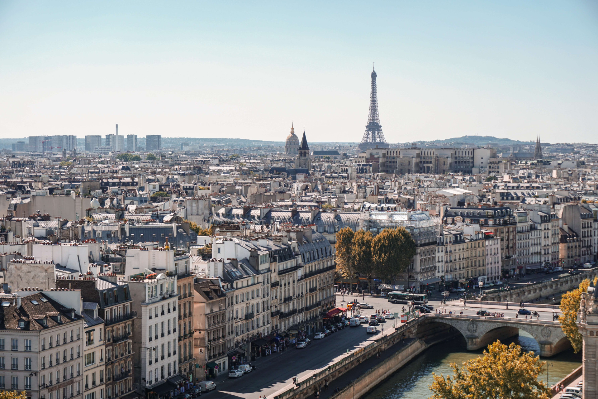 Quanto custa viajar para Paris em 2023? Anote tudo e economize demais (Imagens: Unsplash)