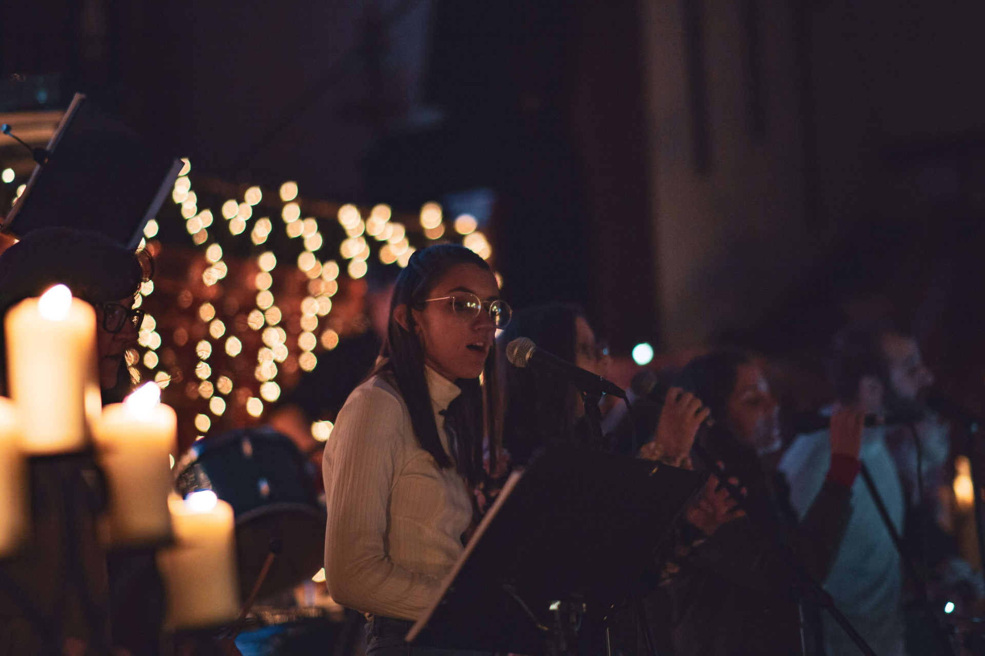 5 louvores de páscoa e adorar na Igreja com os mais impactantes