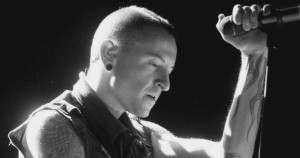 5 razões comoventes de que Chester Bennington foi uma das maiores vozes da história