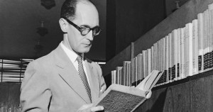 Poema triste de Carlos Drummond de Andrade vai te fazer chorar de tão forte