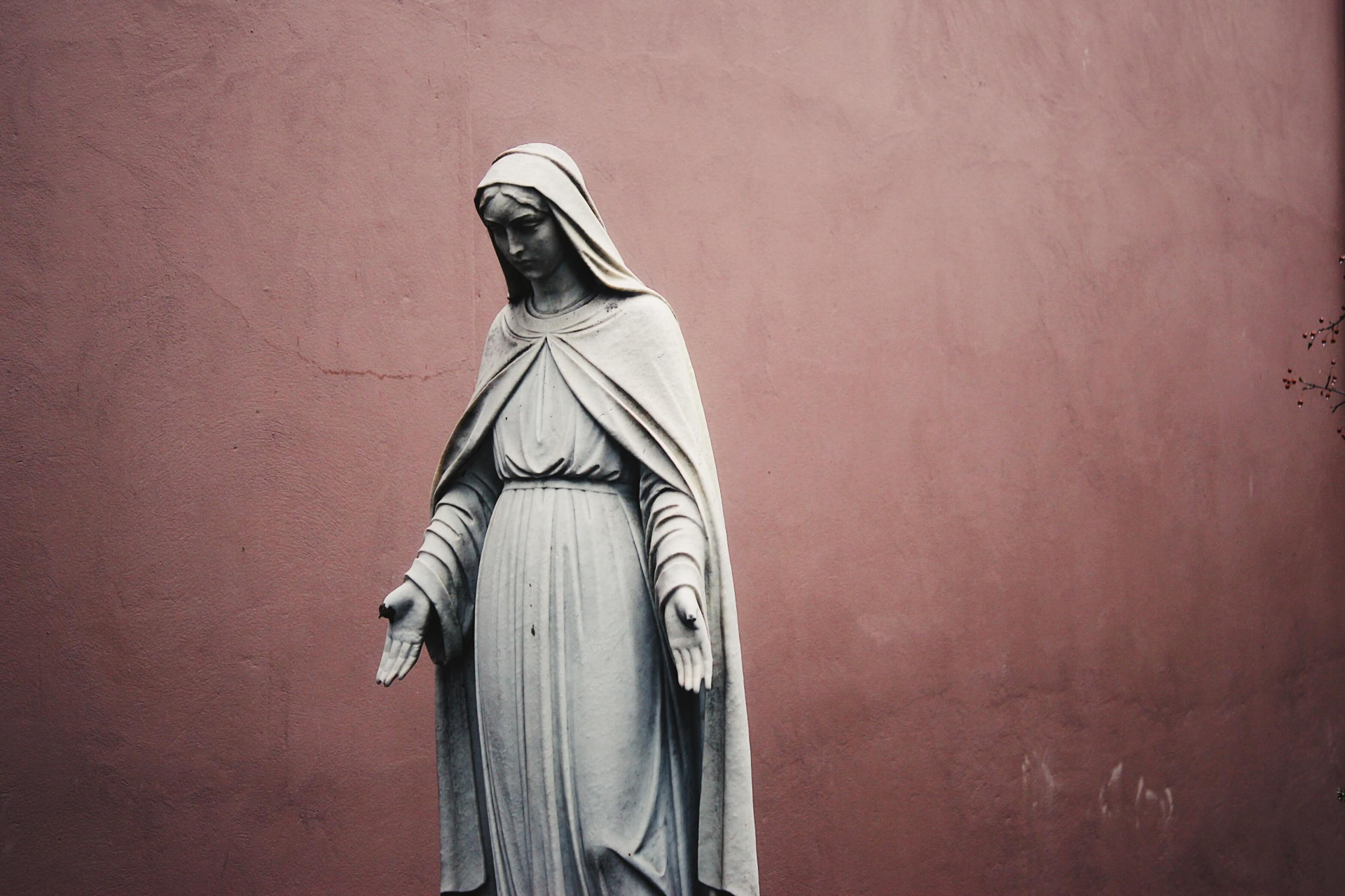 Nossa Senhora Rainha 22 de Agosto com oração poderosa