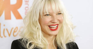 Frases de SIA: das melhores músicas da cantora