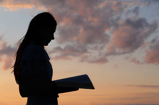 Novena do presente espiritual: completa aqui para você