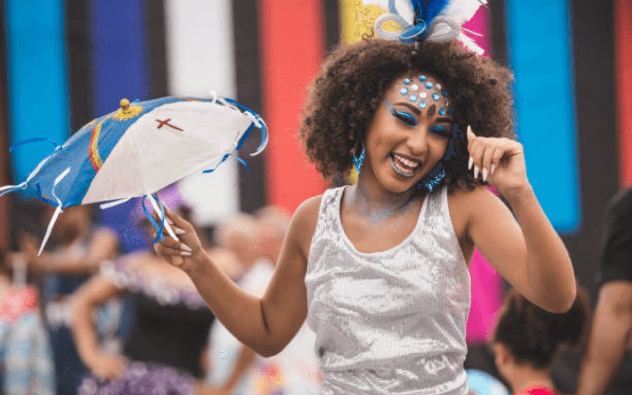 Perfumes para o carnaval 2024: lançamentos do ano