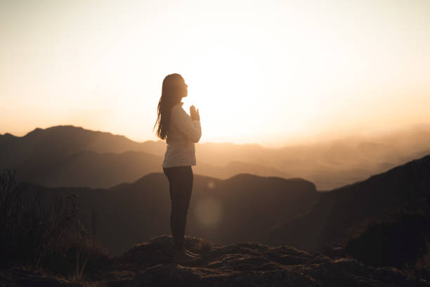 O poder da gratidão: como transformar sua vida com pensamentos positivos