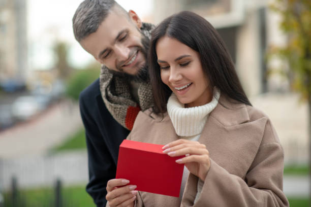 Poema mais lindo do mundo para marido: envie amor surpresa!