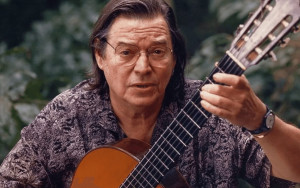 As frases de Tom Jobim: 50 trechos românticos e amorosos