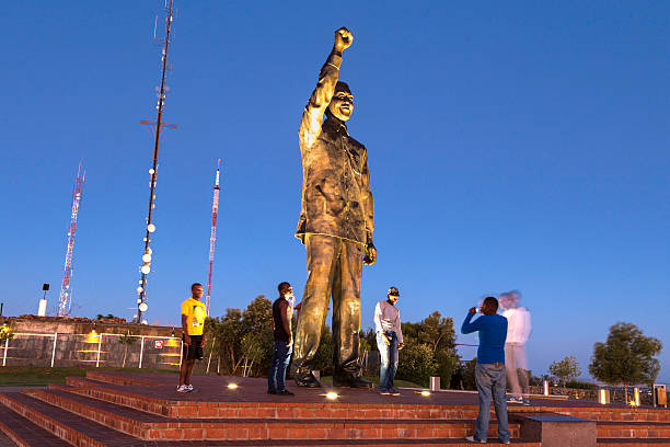 Dia Internacional de Nelson Mandela com reflexões impactantes