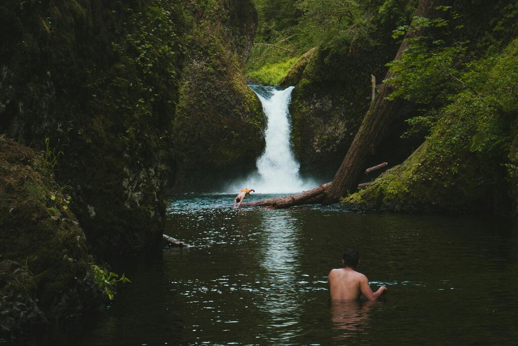 motivos-espirituais-para-tomar-banho-de-rio