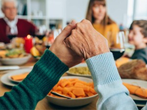 A Oração para Ceia de Natal é Linda: Faça com Sua Família